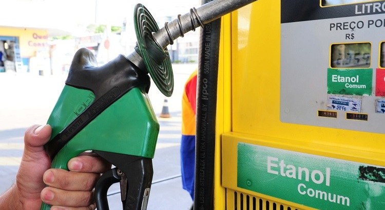 Procon divulga pesquisa de preços de combustíveis em 16 Postos de Sousa; confira os valores