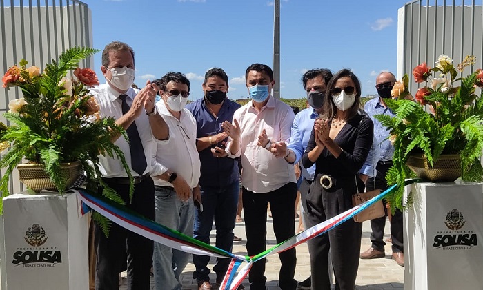 Nos 167 anos de Emancipação Política de Sousa, Prefeitura inaugura moderna Escola na Comunidade Cigana