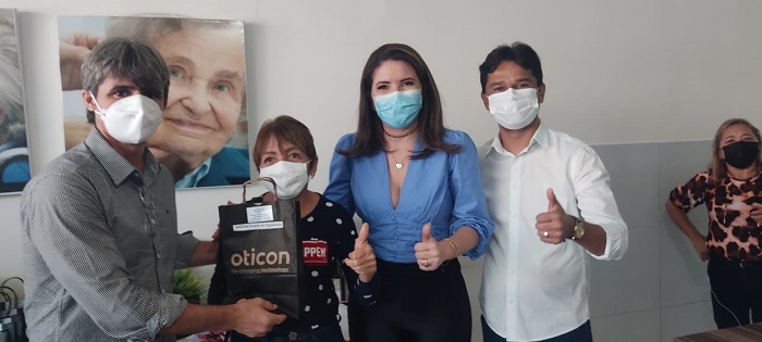 Prefeitura de Sousa realiza entrega aparelhos auditivos aos pacientes da Otoclínica 