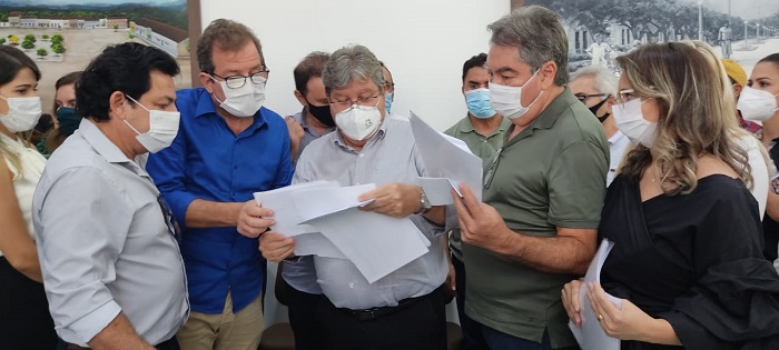 Buscando parcerias, Tyrone e Zenildo apresentam pleitos ao governador João Azevêdo