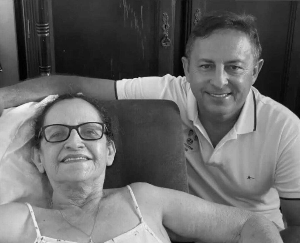 Nota de Pesar: Prefeito Fábio Tyrone lamenta falecimento da senhora Lúcia Maria Marques, mãe dos servidores Rommel Marques e Rossana Marques 