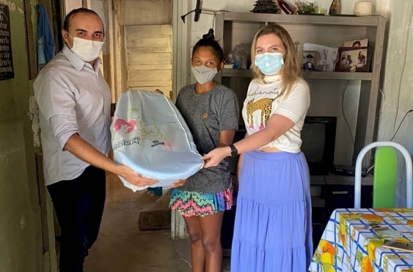 Prefeitura de Sousa realiza mais uma entrega de enxovais através do Programa Meu Bebê