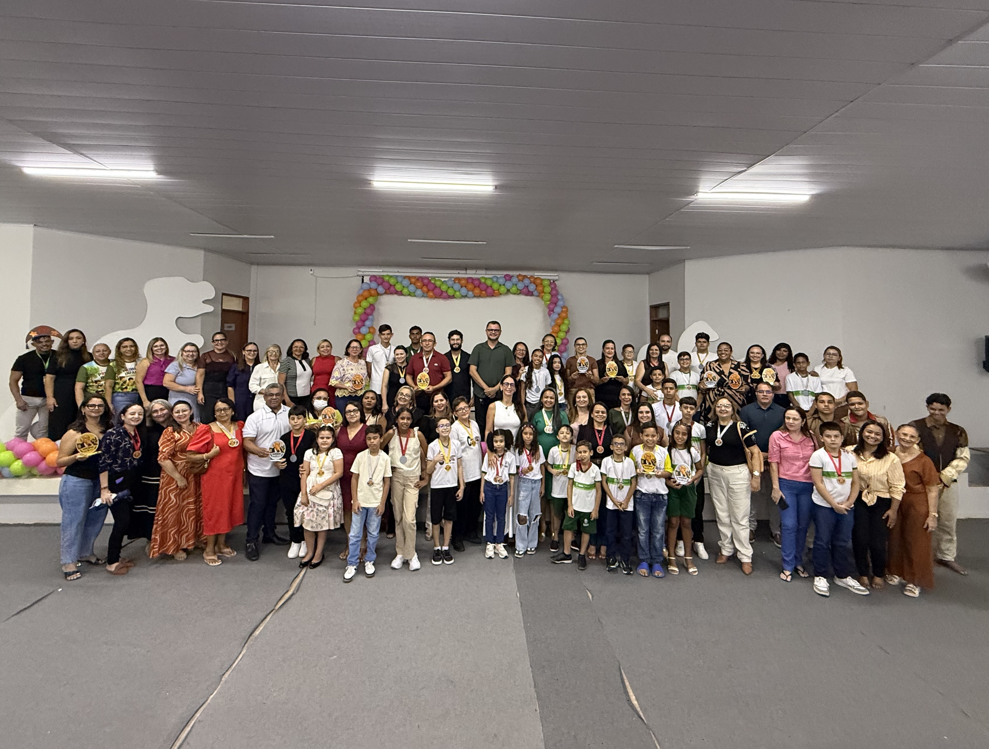 Prefeitura de Sousa entrega Prêmio Ariano Suassuna e reconhece destaques da educação municipal